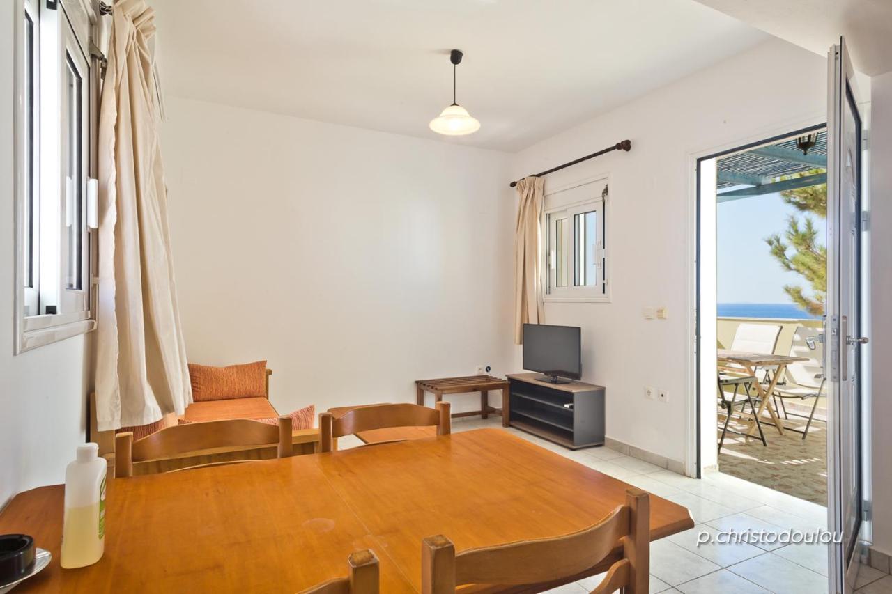 Albatros Studios & Apartments Lefkos  Eksteriør bilde